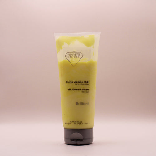 Brilliant 24h-krém E-vitaminnal - ránctalanító, érettebb, száraz bőrre 200 ml