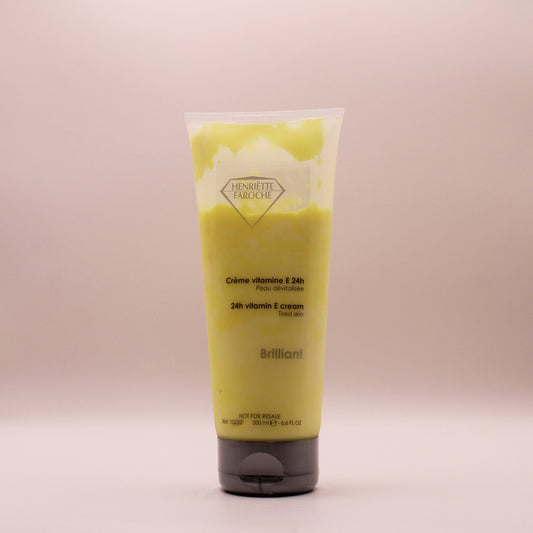 Brilliant 24h-krém E-vitaminnal - ránctalanító, érettebb, száraz bőrre 200 ml